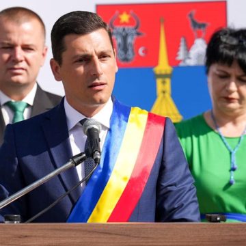 Pentru al treilea an consecutiv, cei mai buni elevi ai județului Maramureș au fost premiați de executivul Consiliului Județean Maramureș