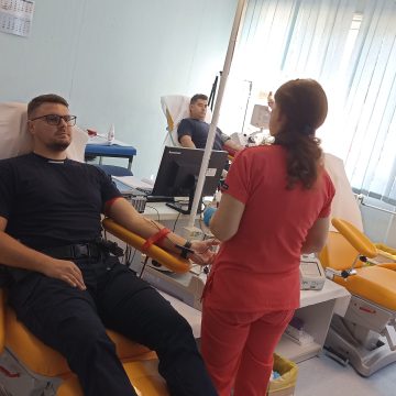 Video | Jandarmii maramureșeni alături de victimele de la Crevedia Video | Jandarmii maramureșeni alături de victimele de la Crevedia