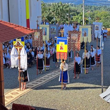 Călin Bota, PNL: Sărbătoarea Adormirii Maicii Domnului la biserica din Șișești