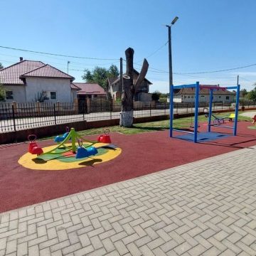 Primul loc de joacă pentru copii din comuna Mireşu Mare