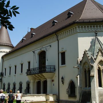 Castelul Károlyi din Carei a primit premiul Recenzia de Aur din Regiunea Maramureș Castelul Károlyi din Carei a primit premiul Recenzia de Aur din Regiunea Maramureș