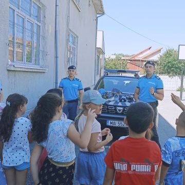 Activități în cadrul Campaniei  ”Vacanță în siguranță” la  Școala Gimnazială ”Nichita Stănescu” din Baia Mare și Direcția Județeană de Sport Maramureș