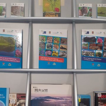 O expoziție de carte de Ziua Internațională a Grădinilor Zoologice și a Parcurilor O expoziție de carte de Ziua Internațională a Grădinilor Zoologice și a Parcurilor