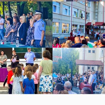 Jandarmii maramureșeni împreună cu elevii din prima zi de școală Jandarmii maramureșeni împreună cu elevii din prima zi de școală