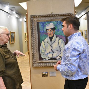 Boromisza Piroska, fiica cea mai mică a marelui artist Boromisza Tibor în vizită la Muzeul Județean de Artă Boromisza Piroska, fiica cea mai mică a marelui artist Boromisza Tibor în vizită la Muzeul Județean de Artă