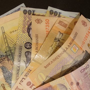 Încasări și plăți numerar, noi reguli și restricții care se aplică din 11 noiembrie Încasări și plăți numerar, noi reguli și restricții care se aplică din 11 noiembrie