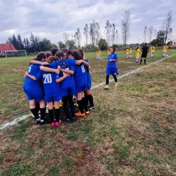 Parcurs perfect pentru junioarele de la ACS Fotbal Feminin Baia Mare, după 4 etape sunt pe locul 1