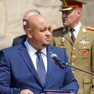 Paradă militară de Ziua Națională a României în municipiul Baia Mare