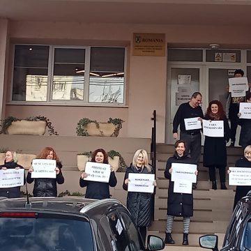 A doua zi de protest spontan privind eliminare inechităților salariale la AJOFM Maramureș
