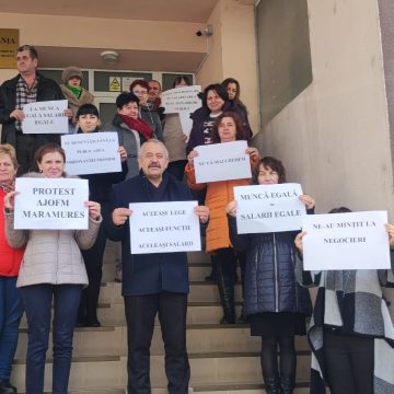 Audio | Salariații AJOFM Maramureș au făcut protest spontan Audio | Salariații AJOFM Maramureș au făcut protest spontan