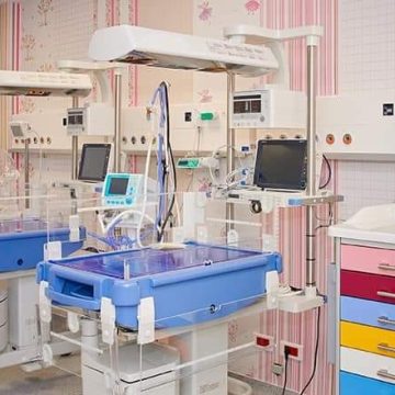 VIDEO: Investiții majore și aparatură modernă la Secția de Neonatologie la Spitalul Județean de Urgență ”Dr. Constantin Opriș” Baia Mare VIDEO: Investiții majore și aparatură modernă la Secția de Neonatologie la Spitalul Județean de Urgență ”Dr. Constantin Opriș” Baia Mare