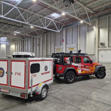 O autospecială destinată intervenţiilor în zone foarte greu accesibile a intrat în dotarea SPJ Salvamont Maramureș