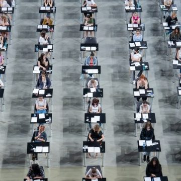 Examen de presimulare de testare cunoștințe la concursul de admitere la UMF „Iuliu Haţieganu”