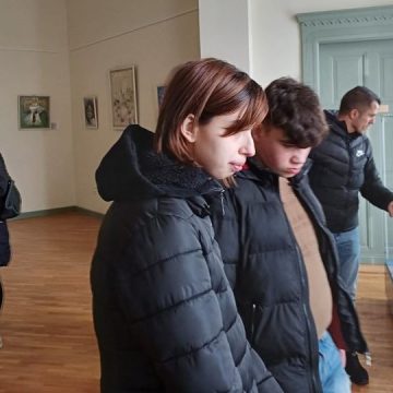 O parte din tinerii de la Casa de Tip Familial Tompa Sighetu Marmației în vizită la Centrul Cultural Pastoral Sfântul Iosif Mărturisitorul