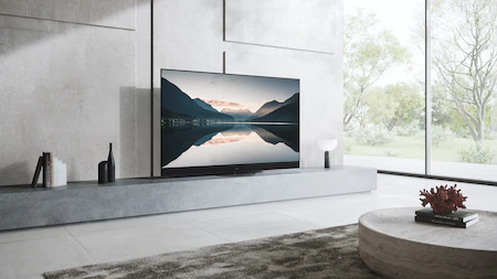 Televizorul cu ecran plat sau ecran curbat – Care vi se potrivește?