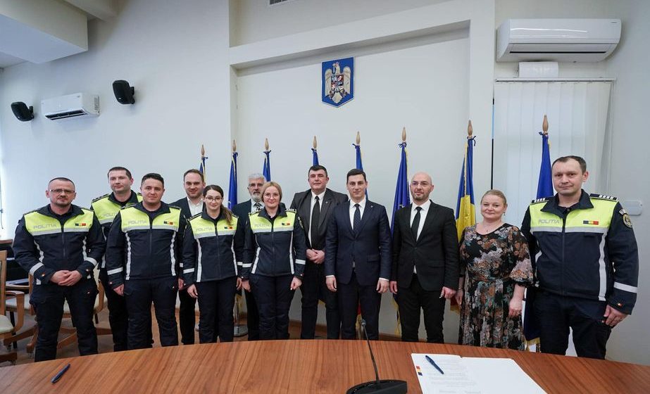CONSILIUL JUDEȚEAN: Dispozitive de testare antidrog polițiștilor maramureșeni CONSILIUL JUDEȚEAN: Dispozitive de testare antidrog polițiștilor maramureșeni