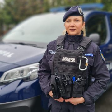 INTUIȚIE FEMININĂ: Pedofil descoperit de o jandarmeriță chemată pentru furt INTUIȚIE FEMININĂ: Pedofil descoperit de o jandarmeriță chemată pentru furt