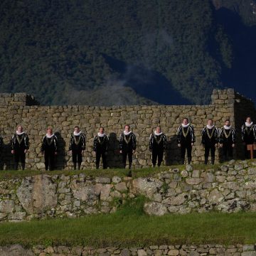 PREMIERĂ MONDIALĂ: Corul Madrigal, videoclip filmat la Machu Picchu