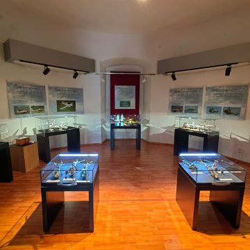 EXPOZIȚIE: 55 de ani de aviație brașoveană, 1968-2023 la Muzeul Județean de Istorie și Arheologie