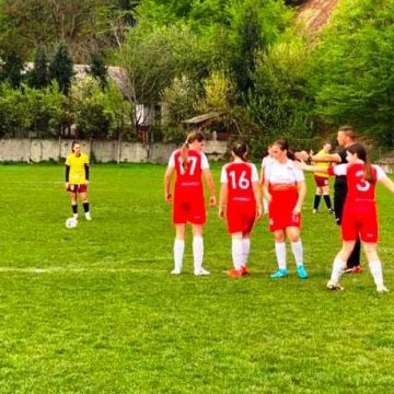 ACS DE FOTBAL FEMININ BAIA MARE: Victorie zdrobitoare pentru junioare