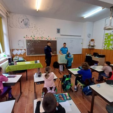 CAVNIC: Mistere și multă veselie alături de jandarmii montani în Săptămâna Verde
