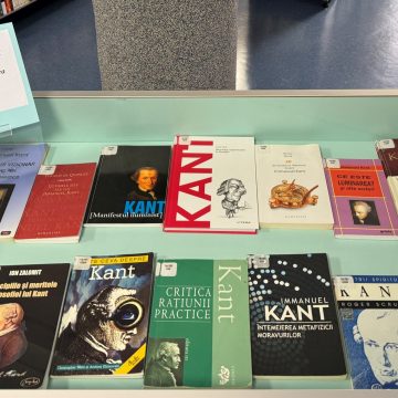 BIBLIOTECA JUDEȚEANĂ: Vitrină de carte în memoria lui Kant