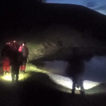 SALVAMONT: Acțiune de salvare a doi ucraineni rătăciți în munții Maramureșului SALVAMONT: Acțiune de salvare a doi ucraineni rătăciți în munții Maramureșului