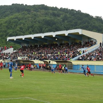 FOTBAL: CSM Sighet a remizat acasă în turul semifinalelor barajului de promovare în Liga 2 FOTBAL: CSM Sighet a remizat acasă în turul semifinalelor barajului de promovare în Liga 2