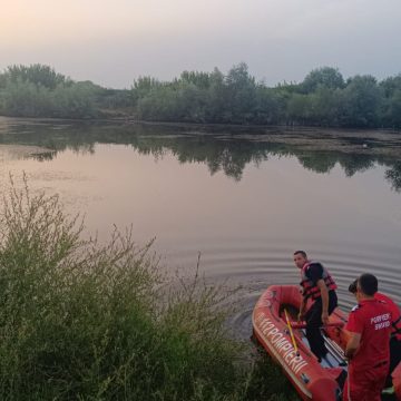 SATULUNG: Doi tineri s-au înecat SATULUNG: Doi tineri s-au înecat