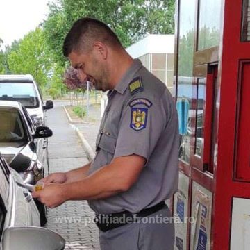 POLIȚIA DE FRONTIERĂ: Peste 40 de milioane de persoane au tranzitat frontiera în primele opt luni ale anului POLIȚIA DE FRONTIERĂ: Peste 40 de milioane de persoane au tranzitat frontiera în primele opt luni ale anului