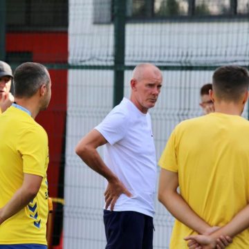 FOTBAL: Antrenorul Francisc Dican pleacă de la Minaur