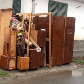 ADI DEȘEURI: Campania de colectare a deșeurilor voluminoase continuă și mâne, 25 septembrie