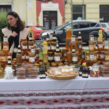 TÂRG DE MIERE în Sighetu Marmației TÂRG DE MIERE în Sighetu Marmației