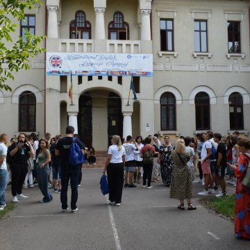 PERFORMANȚĂ: Medalie de bronz pentru Andrei Hreniuc, de la Colegiul Național „Vasile Lucaciu” Baia Mare, la Olimpiada Internațională de engleză