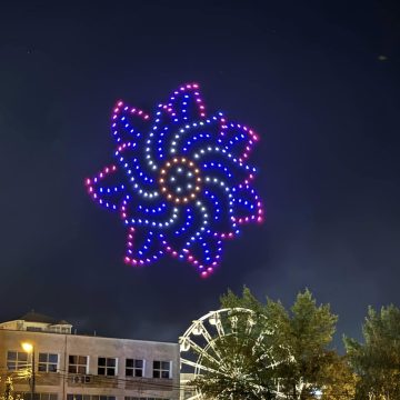 BAIA MARE: Spectacol de drone în premieră la Sărbătoarea Castanelor BAIA MARE: Spectacol de drone în premieră la Sărbătoarea Castanelor