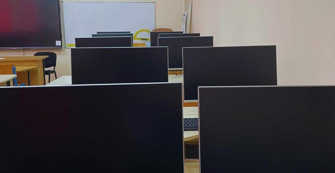 MODERNIZARE: Dotări cu tehnologie de ultimă generație la Școala Gimnazială Vima Mică MODERNIZARE: Dotări cu tehnologie de ultimă generație la Școala Gimnazială Vima Mică