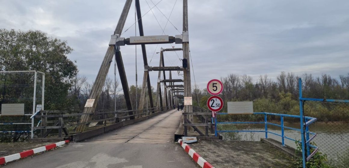 POLIȚIA DE FRONTIERĂ: Restricții de trafic prin PTF Sighetu Marmației POLIȚIA DE FRONTIERĂ: Restricții de trafic prin PTF Sighetu Marmației