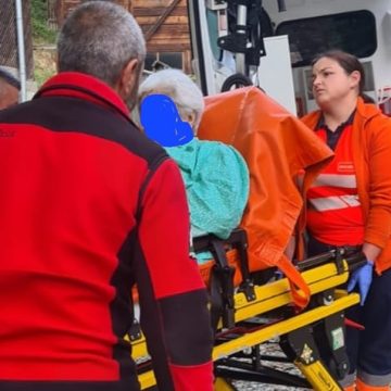 VIȘEU DE SUS: Acțiune a salvamontiștilor în sprijinul unei femei de 85 de ani cu probleme medicale VIȘEU DE SUS: Acțiune a salvamontiștilor în sprijinul unei femei de 85 de ani cu probleme medicale