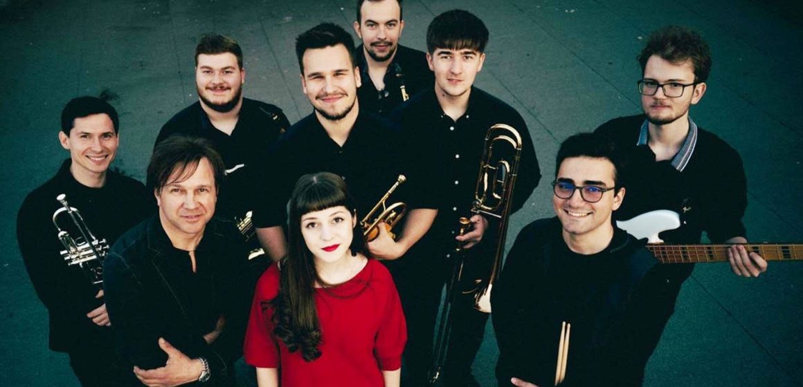 SPECIAL: Curs de jazz la Colegiul de Arte Baia Mare, parte dintr-un proiect care a ajuns în peste 100 de țări SPECIAL: Curs de jazz la Colegiul de Arte Baia Mare, parte dintr-un proiect care a ajuns în peste 100 de țări