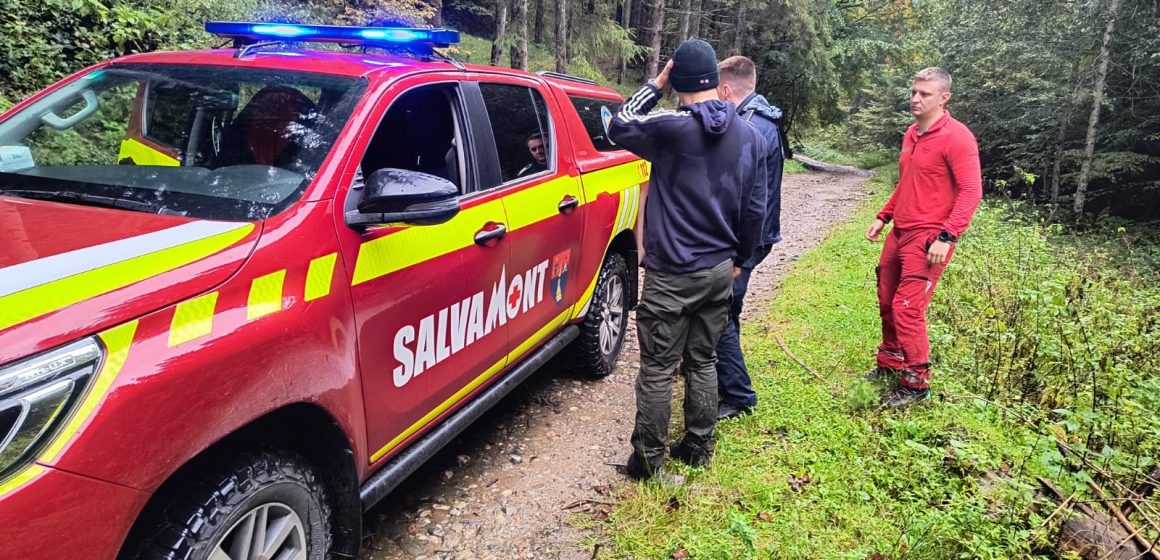 SALVAMONT: O nouă acțiune a salvamontiștilor maramureșeni pentru salvarea unui ucrainean rătăcit în munți SALVAMONT: O nouă acțiune a salvamontiștilor maramureșeni pentru salvarea unui ucrainean rătăcit în munți