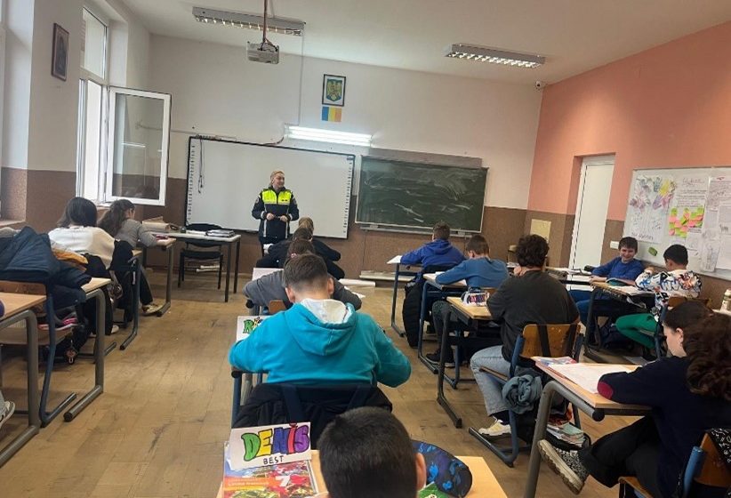 ZIUA INTERNAȚIONALĂ A DREPTURILOR COPILULUI: Mesajul polițiștilor maramureșeni