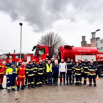 POMPIERI: Exerciții desfășurate în Vișeu de Sus și Sighetu Marmației POMPIERI: Exerciții desfășurate în Vișeu de Sus și Sighetu Marmației