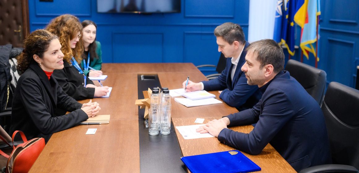 DELEGAȚIE DIN PARTEA UNHCR – Înaltul Comisariat ONU pentru Refugiați în vizită la Consiliul Județean Maramureș DELEGAȚIE DIN PARTEA UNHCR – Înaltul Comisariat ONU pentru Refugiați în vizită la Consiliul Județean Maramureș