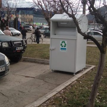 SIGHETU MARMAȚIEI: Containere pentru colectarea textilelor uzate