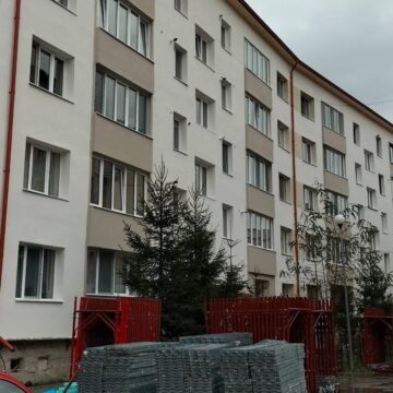 OPORTUNITĂȚI: Viceprimarul Orosz Krisztofer Levente încurajează sighetenii să-şi înființeze asociații de proprietari