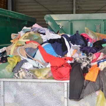 COLECTARE deșeuri textile în Baia Mare COLECTARE deșeuri textile în Baia Mare