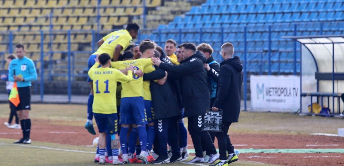 FOTBAL: Victorie în derby,  Minaur urcă pe prima poziție