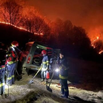 ISU: Încă un incendiu de vegetație uscată. 20 de hectare afectate