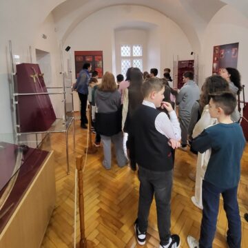 MUZEUL JUDEȚEAN DE ISTORIE s-a transformat într-un adevărat atelier medieval MUZEUL JUDEȚEAN DE ISTORIE s-a transformat într-un adevărat atelier medieval