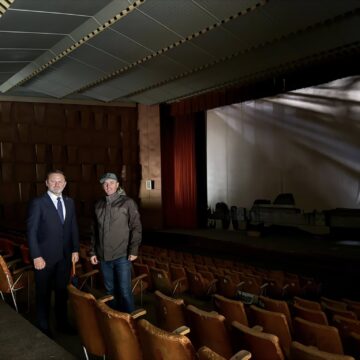 PAP ZSOLT ISTVÁN: Redăm frumusețea meritată clădirii Cinematografului “Dacia” – proiectul este pe linie dreaptă PAP ZSOLT ISTVÁN: Redăm frumusețea meritată clădirii Cinematografului “Dacia” – proiectul este pe linie dreaptă